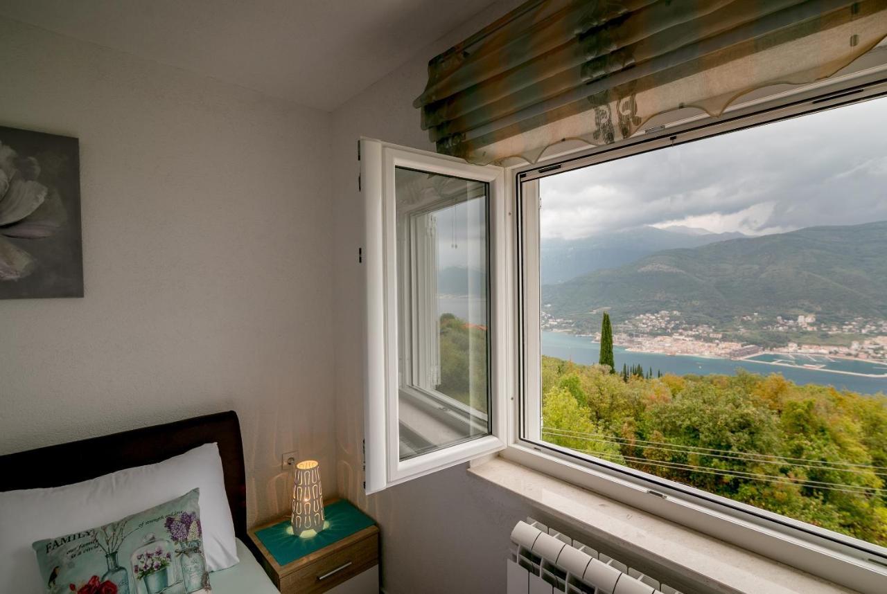 Apartments Mitrovic Bán đảo Luštica Ngoại thất bức ảnh