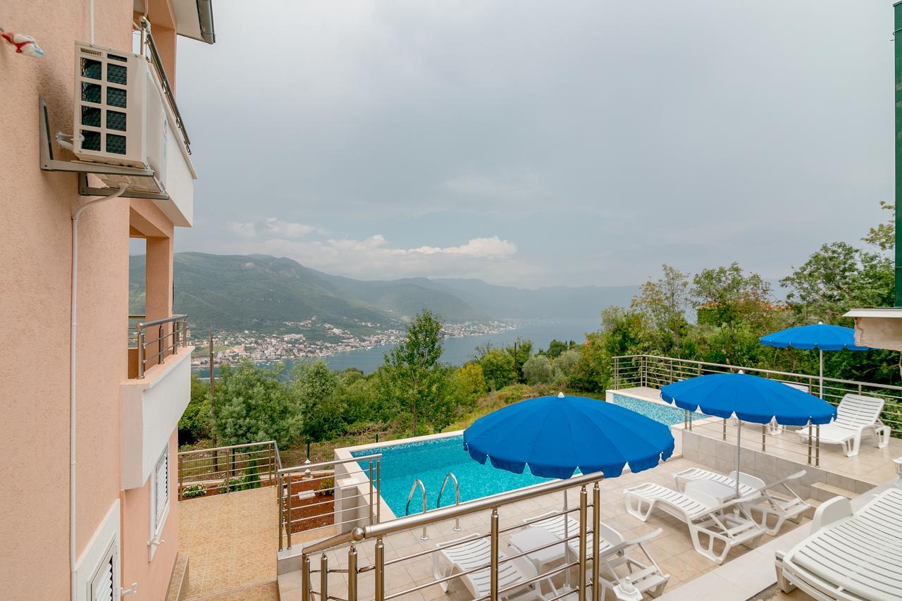 Apartments Mitrovic Bán đảo Luštica Ngoại thất bức ảnh